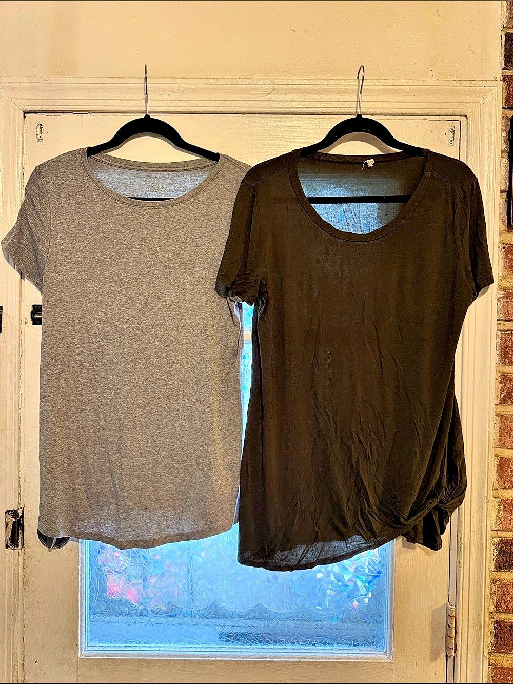 Isabel Maternity & Pinkblush Maternity Short Sleeve Tops Gray & Green Size Large